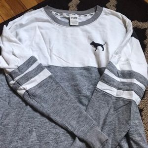 Victoria’s Secret Pink Crew Sweatshirt - Size med